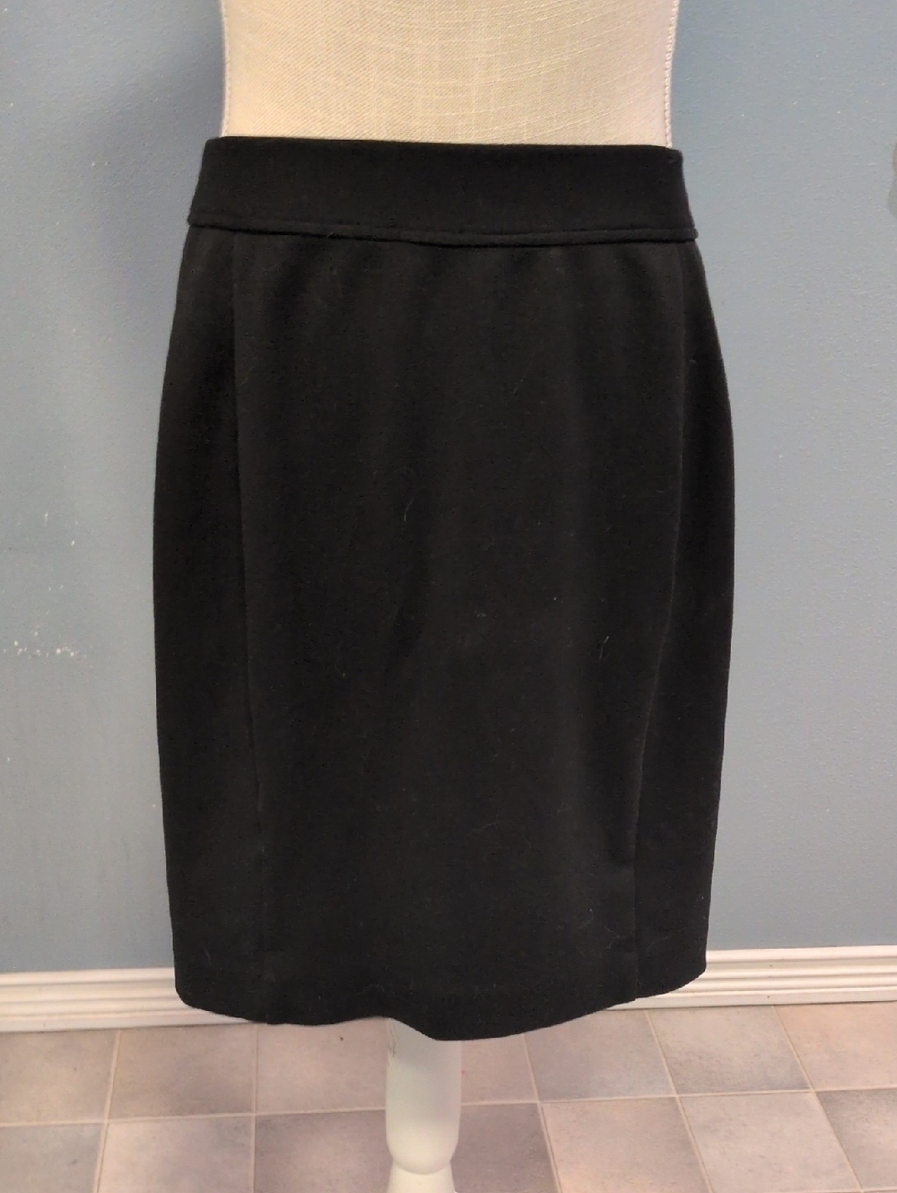 Loft Outlet Petite Minimalist Preppy Black Pencil Skirt Office Siren Midi Length